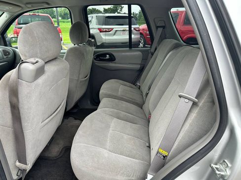 Used 2006 Chevrolet TrailBlazer LS w/ LS Preferred Equipment Group AWD/4WD image 13