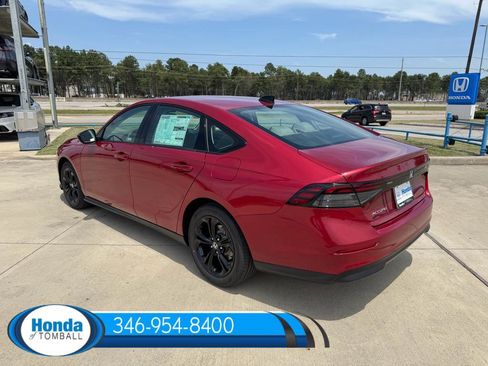 New 2025 Honda Accord SE image 4