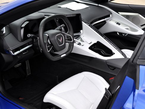 Used 2023 Chevrolet Corvette Z06 image 28