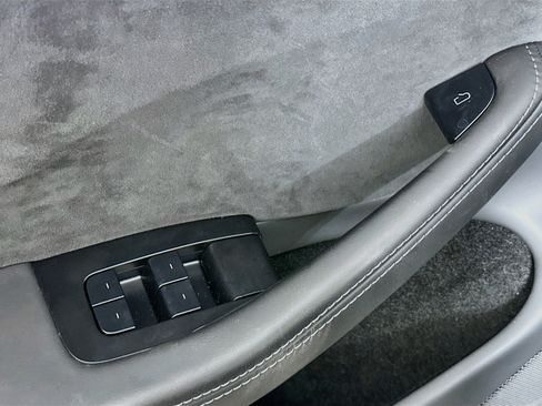 Used 2025 Tesla Model 3 Long Range AWD/4WD image 15