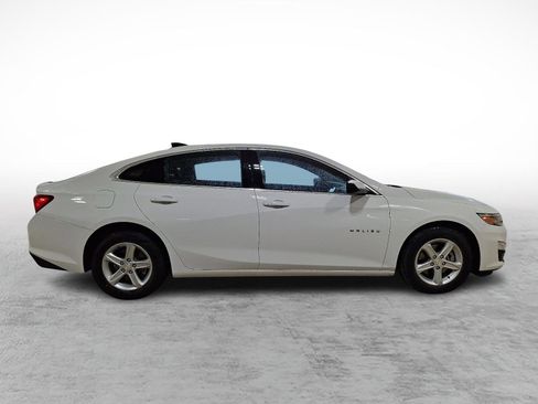 Used 2025 Chevrolet Malibu LS image 8
