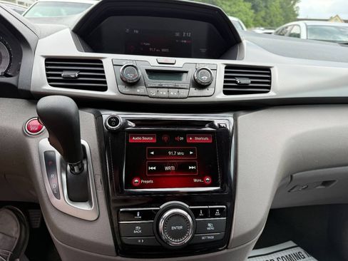 Used 2017 Honda Odyssey EX-L image 22