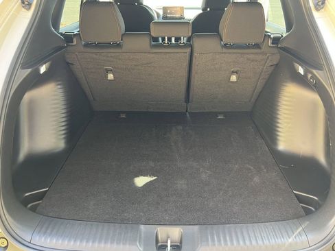 Used 2025 Honda HR-V Sport image 17