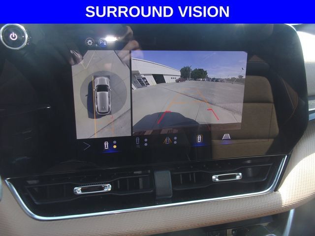Used 2026 Chevrolet Equinox ACTIV w/ Convenience Package III AWD/4WD image 4