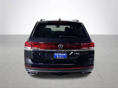 New 2026 Volkswagen Atlas SE image 7