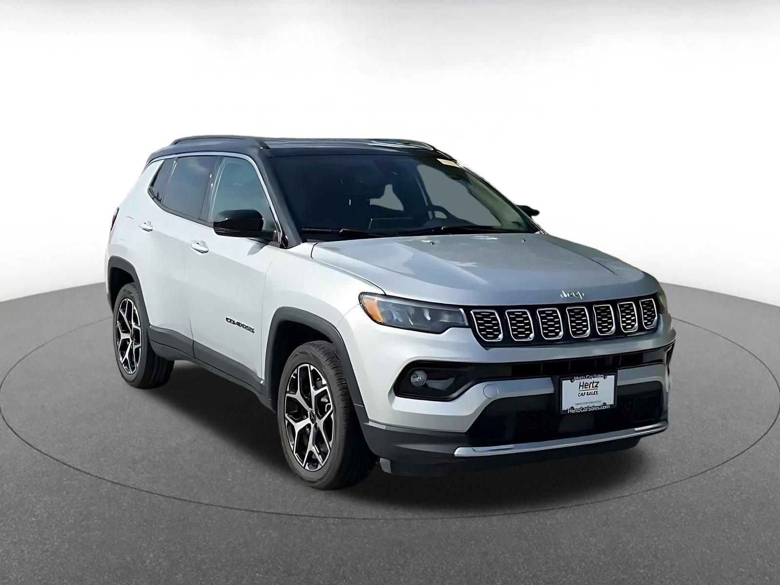 Used 2025 Jeep Compass Limited AWD/4WD image 3