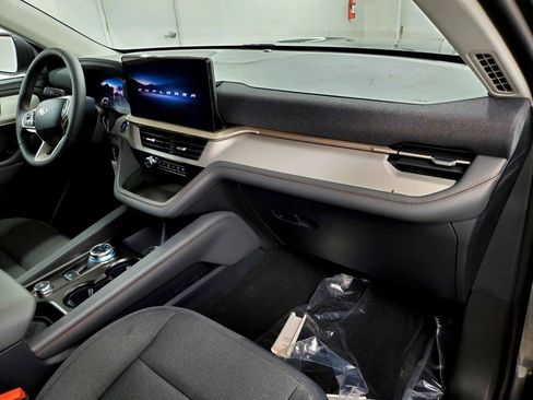 New 2026 Ford Explorer Active image 11