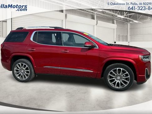Used 2023 GMC Acadia Denali w/ Denali Ultimate Package AWD/4WD image 2