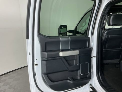 Used 2020 Ford F150 Lariat w/ Equipment Group 502A Luxury image 28