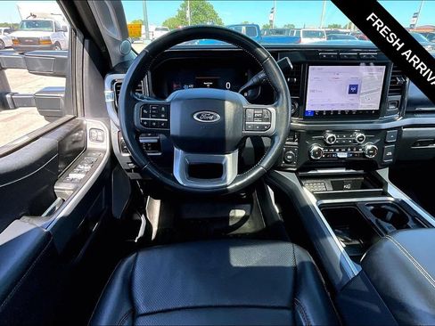 Used 2024 Ford F350 Lariat w/ Lariat Ultimate Package AWD/4WD image 11