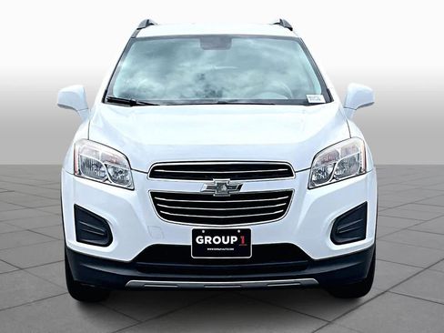 Used 2016 Chevrolet Trax LT w/ LT Convenience Package image 4