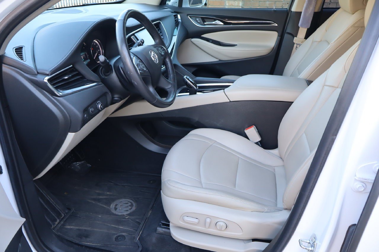 Used 2019 Buick Enclave Premium FWD image 16