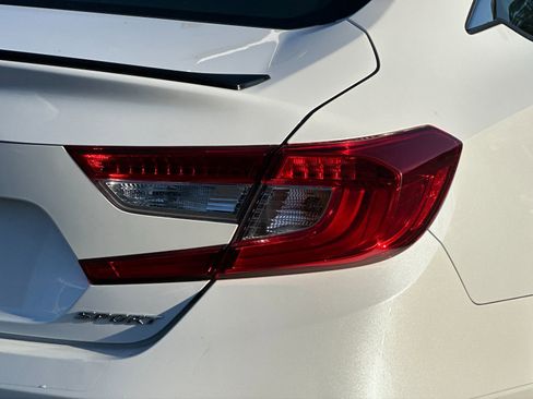 Used 2022 Honda Accord Sport image 24