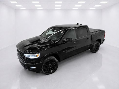 Used 2025 RAM 1500 Limited AWD/4WD image 8
