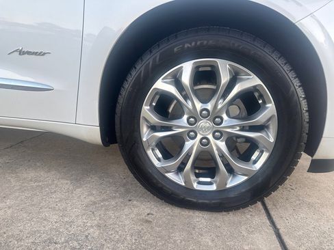 Used 2020 Buick Enclave Avenir w/ Avenir Technology Package image 31