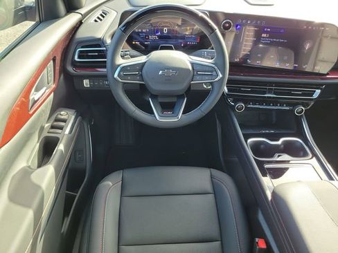 New 2026 Chevrolet Traverse Z71 w/ Enhanced Driving Package AWD/4WD image 19