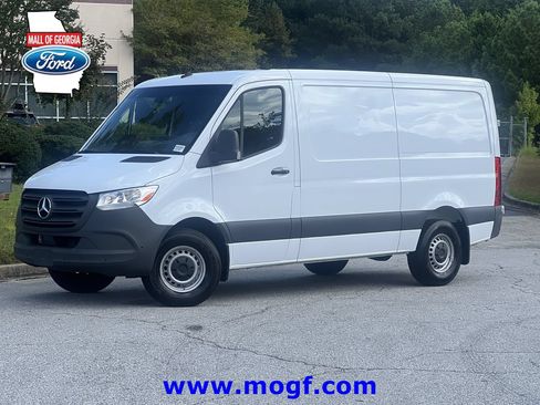 Used 2025 Mercedes-Benz Sprinter 2500 image 1