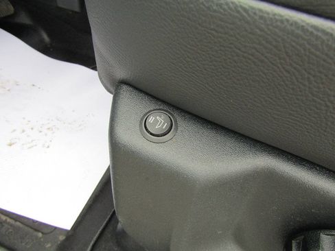 Used 2019 Ford F250 XLT w/ Snow Plow Prep Package AWD/4WD image 8