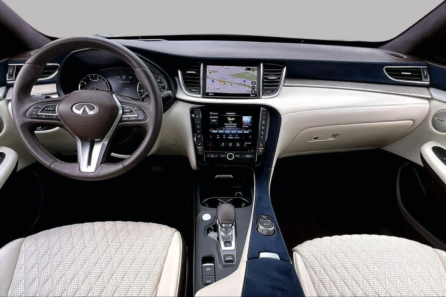 Used 2021 INFINITI QX50 Autograph w/ Premium White Leather Package AWD/4WD image 16