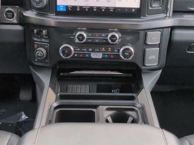 Used 2026 Ford F250 Lariat w/ Tremor Off-Road Package AWD/4WD image 19
