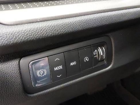 New 2026 Chevrolet Traverse LT w/ Sun and Wheel Package image 23