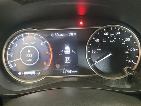 Used 2021 Nissan Versa SR w/ Convenience Package FWD image 23