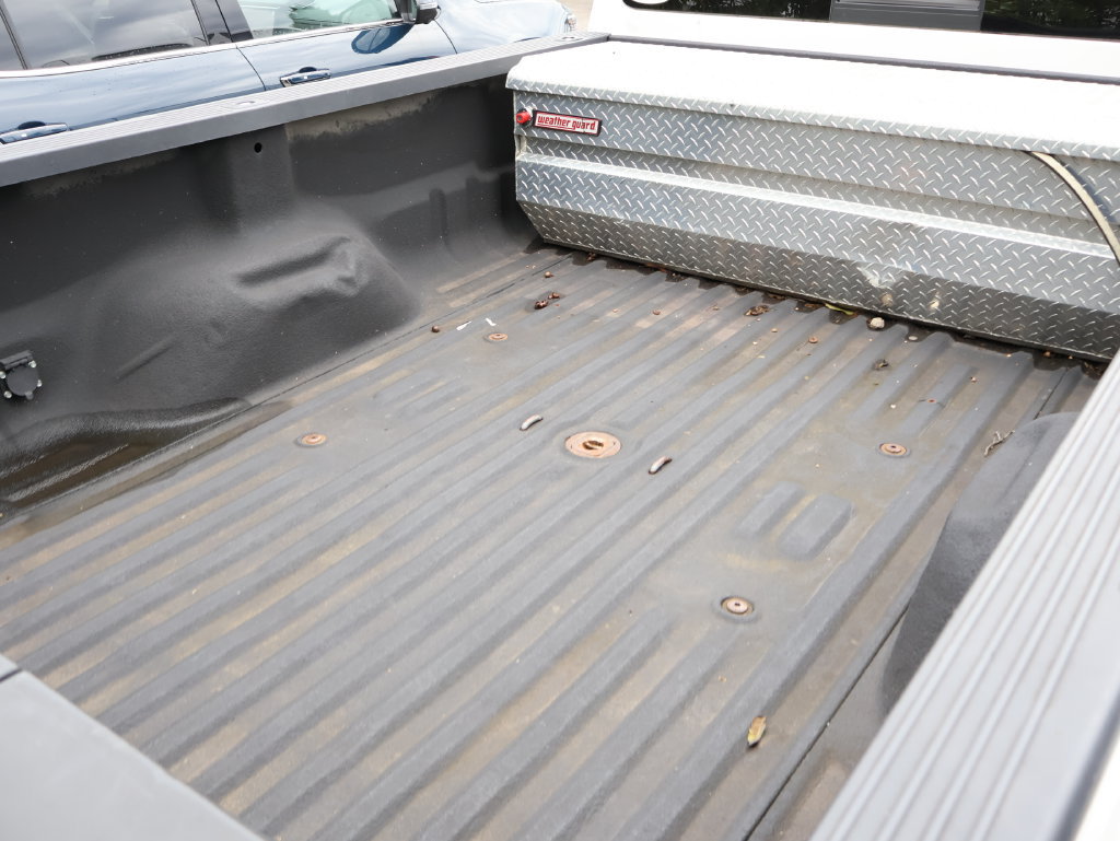 Used 2012 Ford F350 Lariat w/ Lariat Interior Pkg AWD/4WD image 11