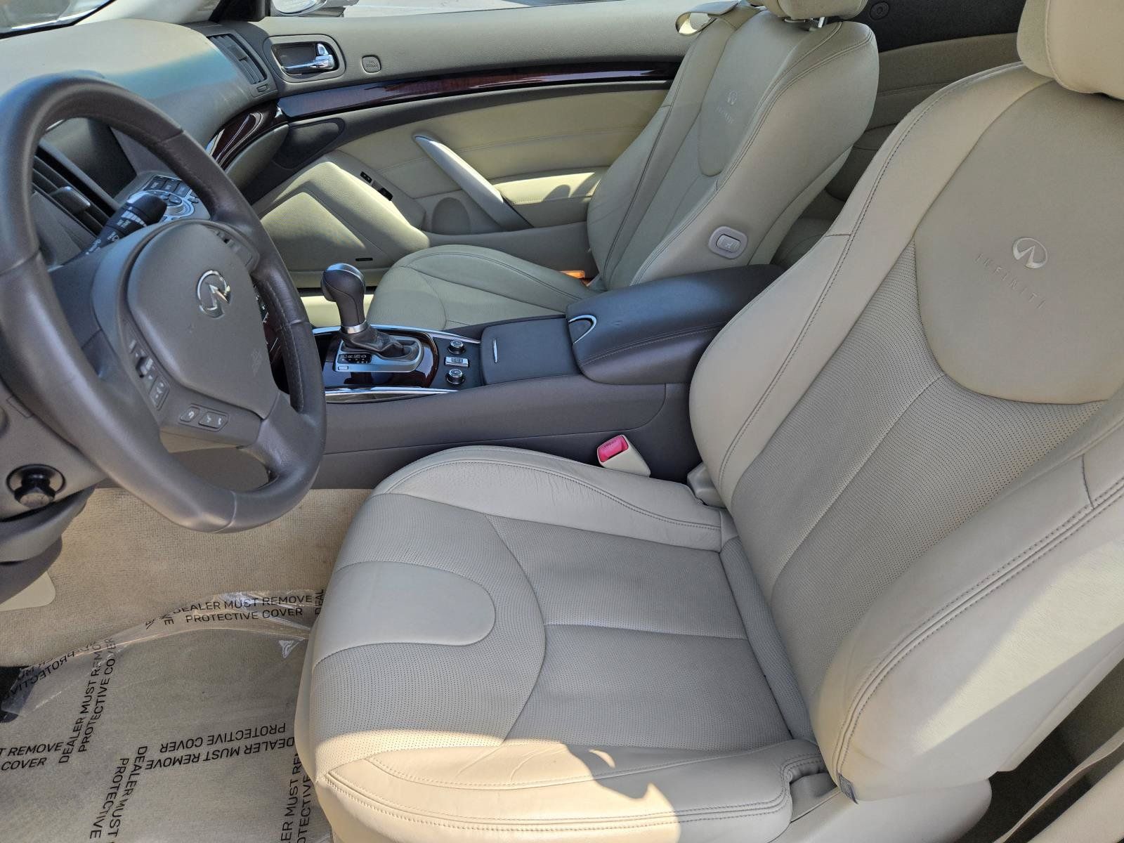 Used 2011 INFINITI G37 Convertible w/ Premium Pkg RWD image 21