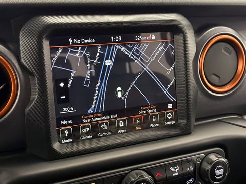 Used 2021 Jeep Gladiator Mojave image 25