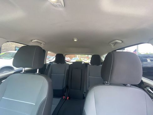 Used 2014 Ford Escape SE image 19