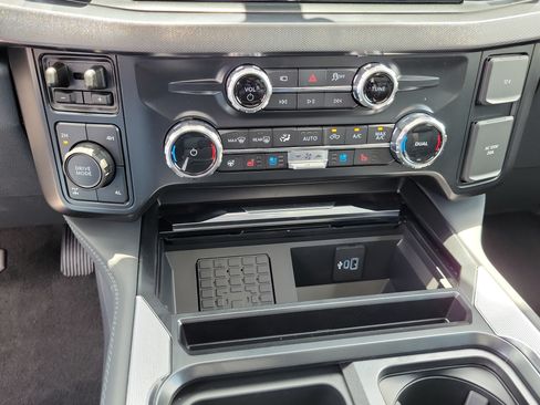 New 2026 Ford F250 Platinum AWD/4WD image 19