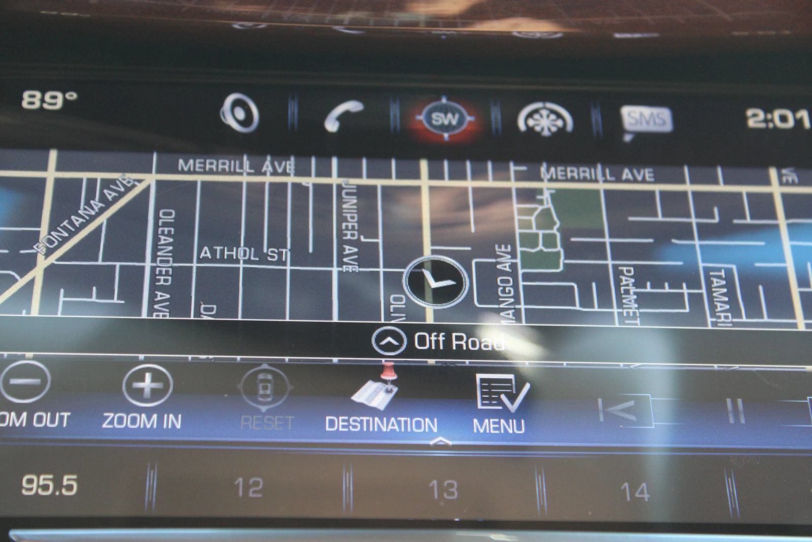 Used 2018 Cadillac Escalade ESV Luxury AWD/4WD image 38