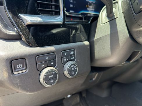 Used 2025 Chevrolet Silverado 3500 LT w/ All Star Edition AWD/4WD image 21