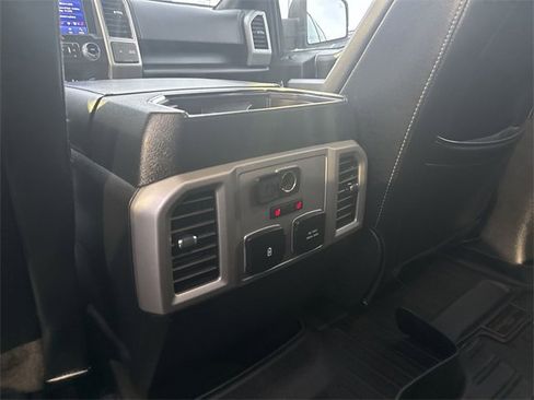 Used 2019 Ford F150 Lariat w/ Equipment Group 502A Luxury image 20
