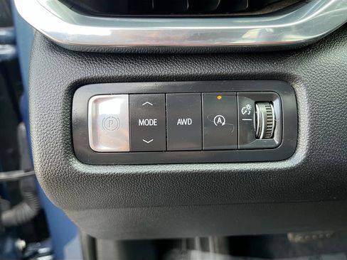 Used 2024 GMC Acadia Denali AWD/4WD image 10