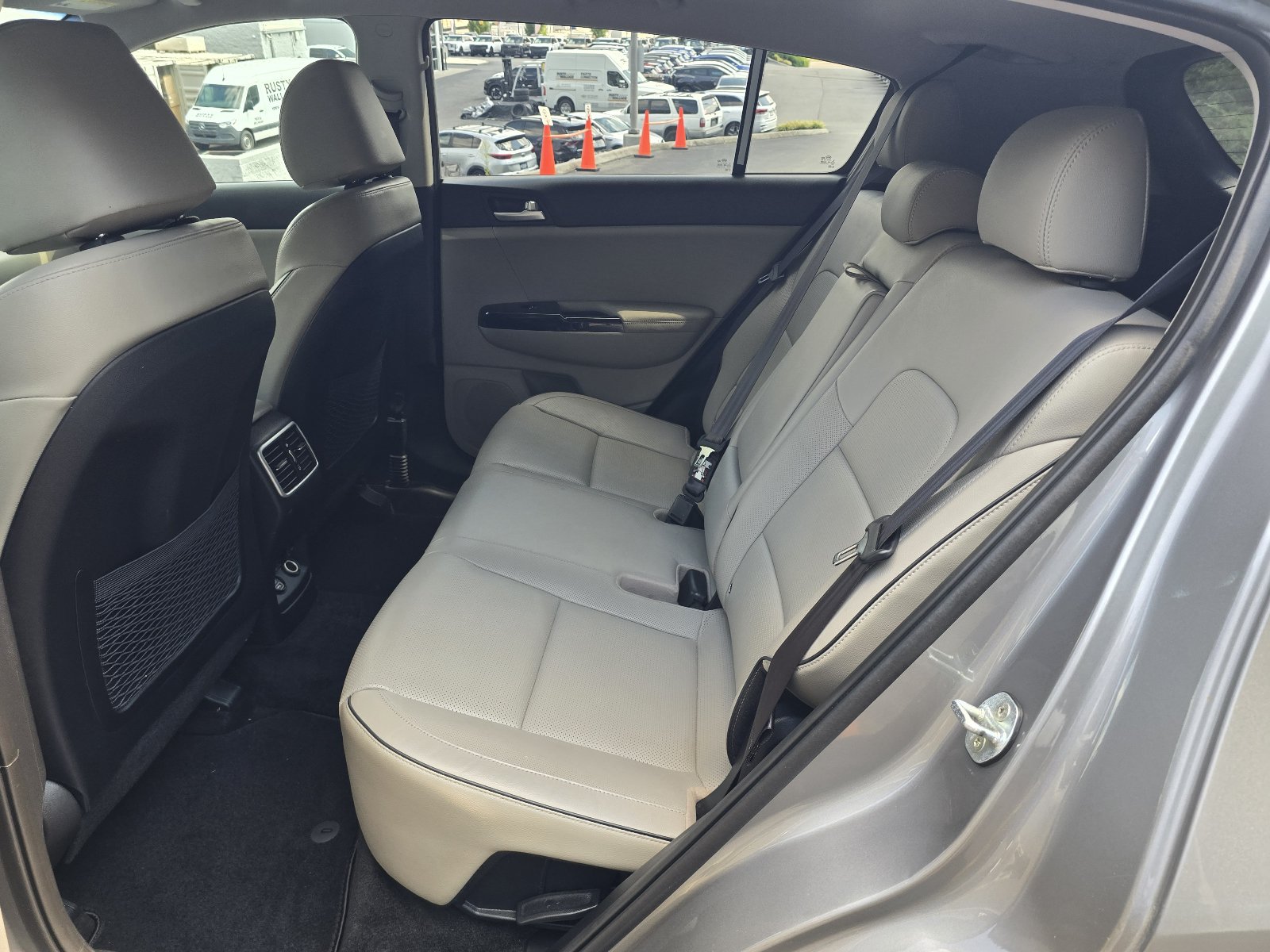 Used 2021 Kia Sportage EX w/ EX Technology Package FWD image 10