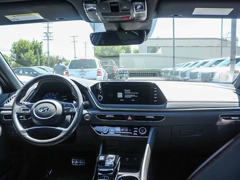 Used 2023 Hyundai Sonata SEL Plus w/ Preferred Accessory Package FWD image 16