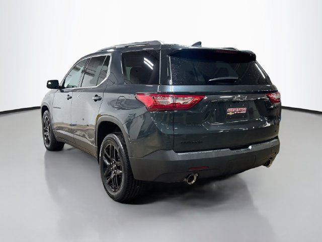 Used 2020 Chevrolet Traverse LT w/ LPO, Blackout Package FWD image 9