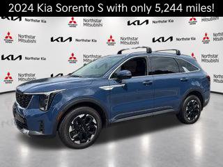Used 2024 Kia Sorento S w/ Panoramic Sunroof Package AWD/4WD image 2