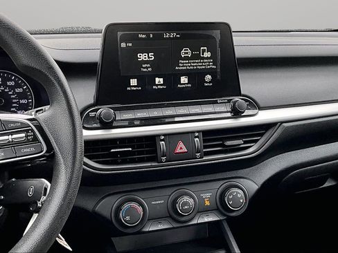 Used 2020 Kia Forte LXS image 6