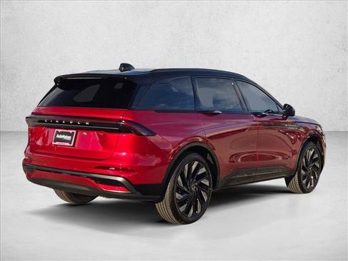 New 2026 Lincoln Nautilus Reserve image 2