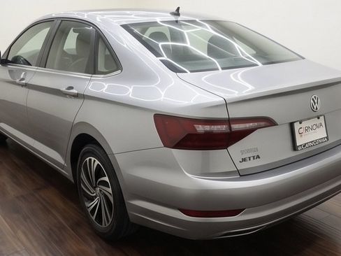 Used 2021 Volkswagen Jetta SEL FWD image 6