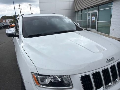 Used 2015 Jeep Grand Cherokee Limited AWD/4WD image 5
