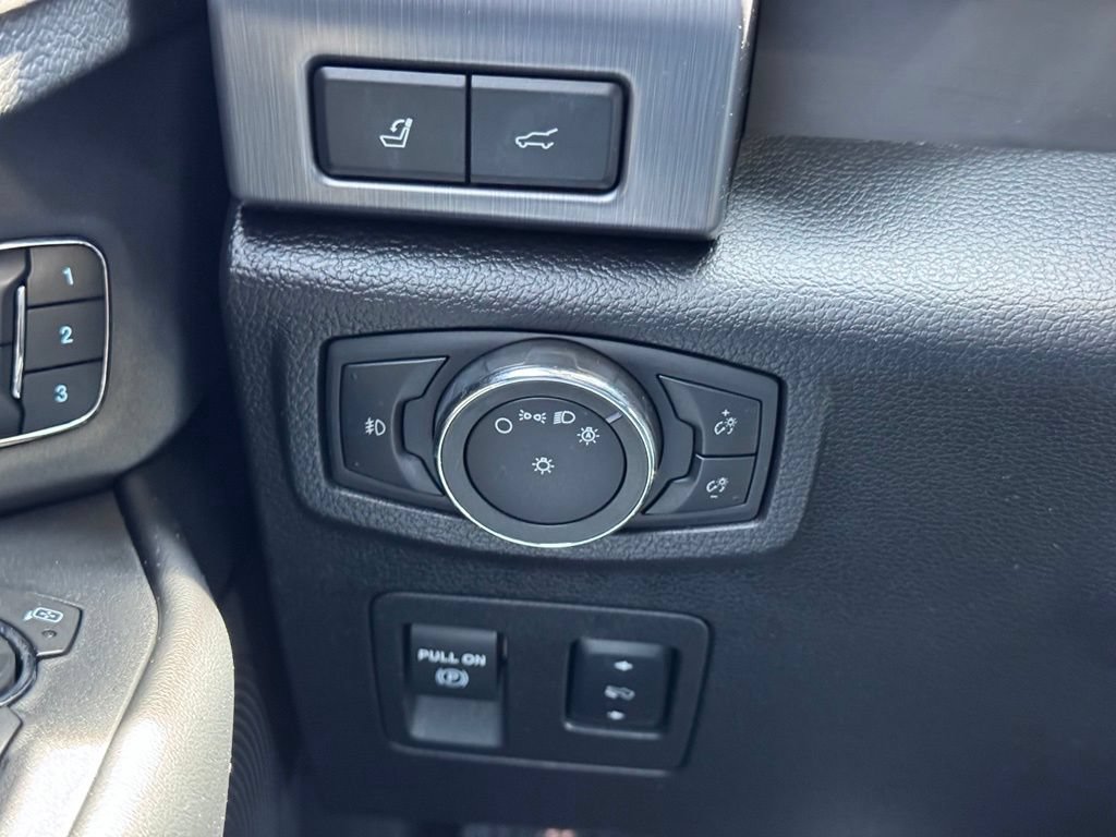 Used 2019 Ford Expedition Platinum AWD/4WD image 41