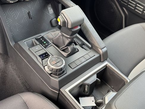 New 2025 Toyota Tacoma TRD Off-Road image 19