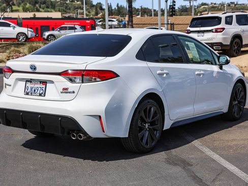 Certified 2024 Toyota Corolla SE image 22