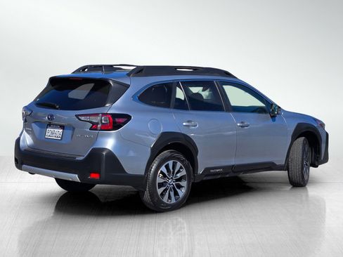 Used 2025 Subaru Outback Limited w/ Popular Package #2 AWD/4WD image 4