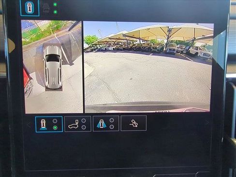 Used 2024 GMC Acadia Elevation image 13