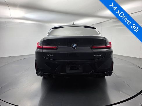 Used 2024 BMW X4 xDrive30i w/ M Sport Package AWD/4WD image 5