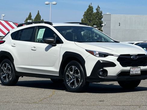 Used 2024 Subaru Crosstrek 2.0i Premium AWD/4WD image 5